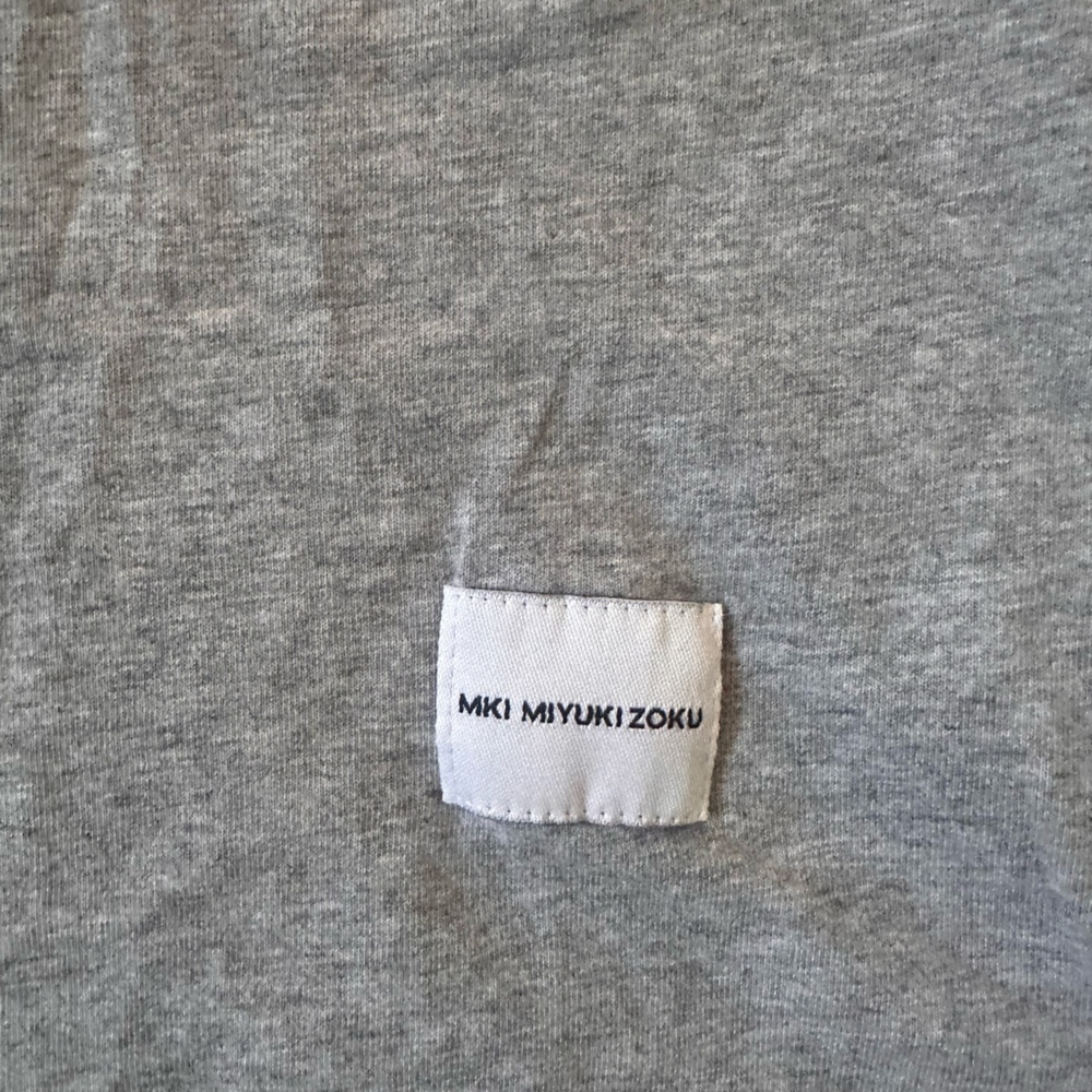 MKI Miyuki Zoku Designs T-Shirt Gray EUC Size M - Picture 5 of 5